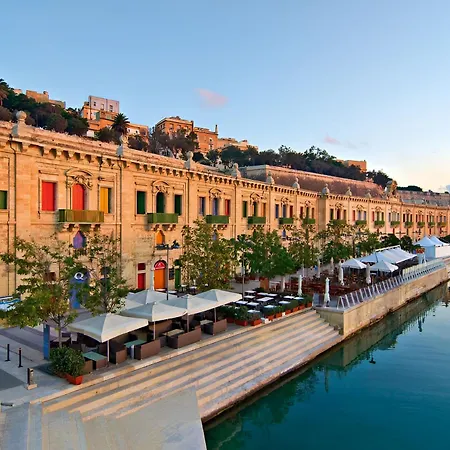 Appartement Exclusive With Historic Charm *